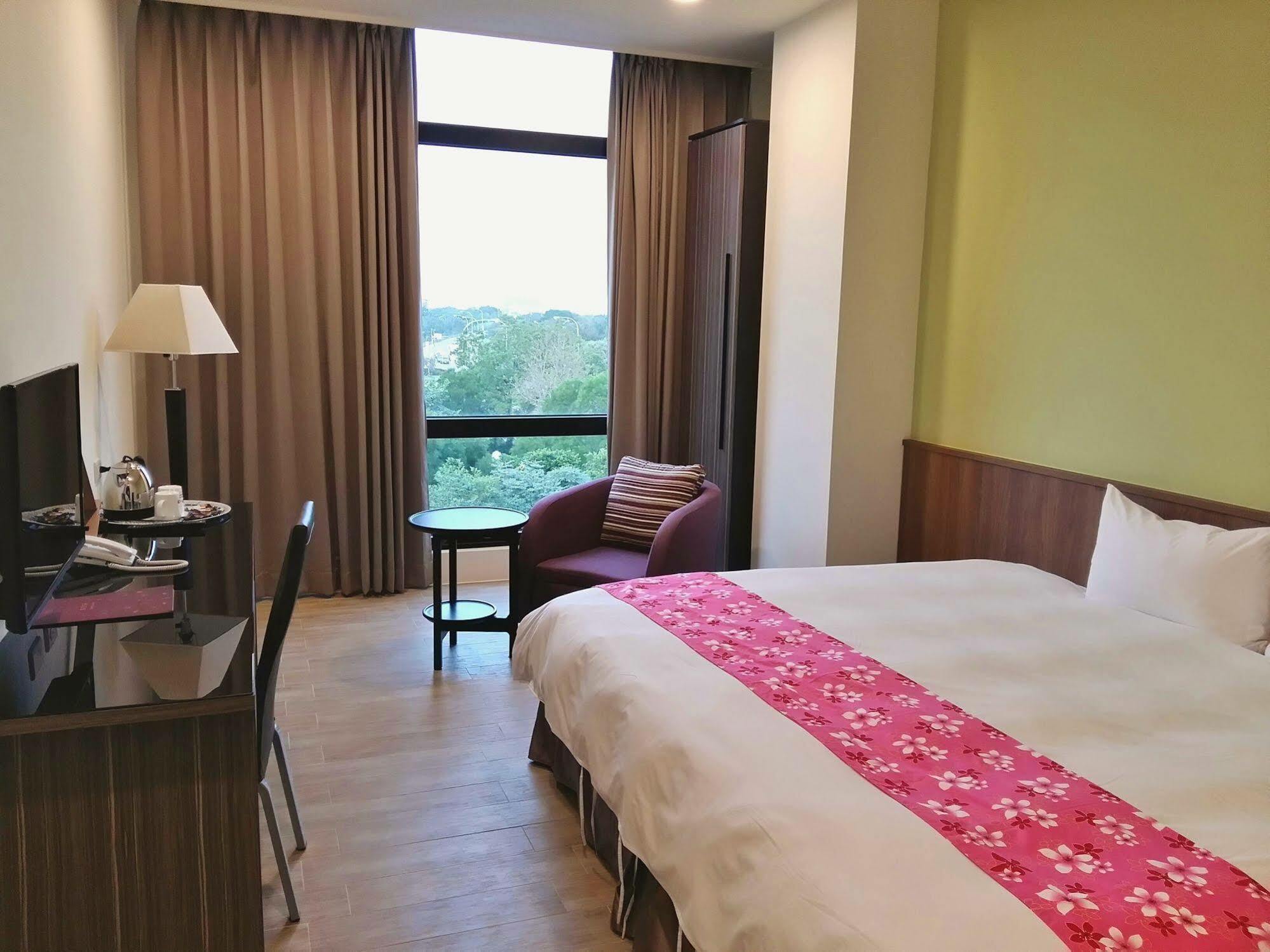Sendale Zhubei Business Hotel Buitenkant foto